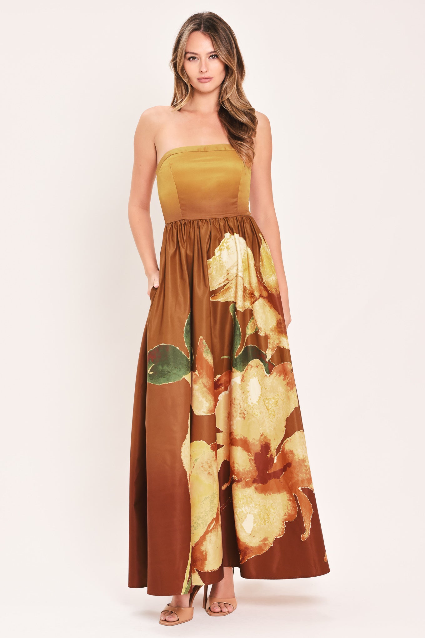 GOLDEN ROSE GLOW - STRAPLESS FLORAL PRINT MAXI DRESS