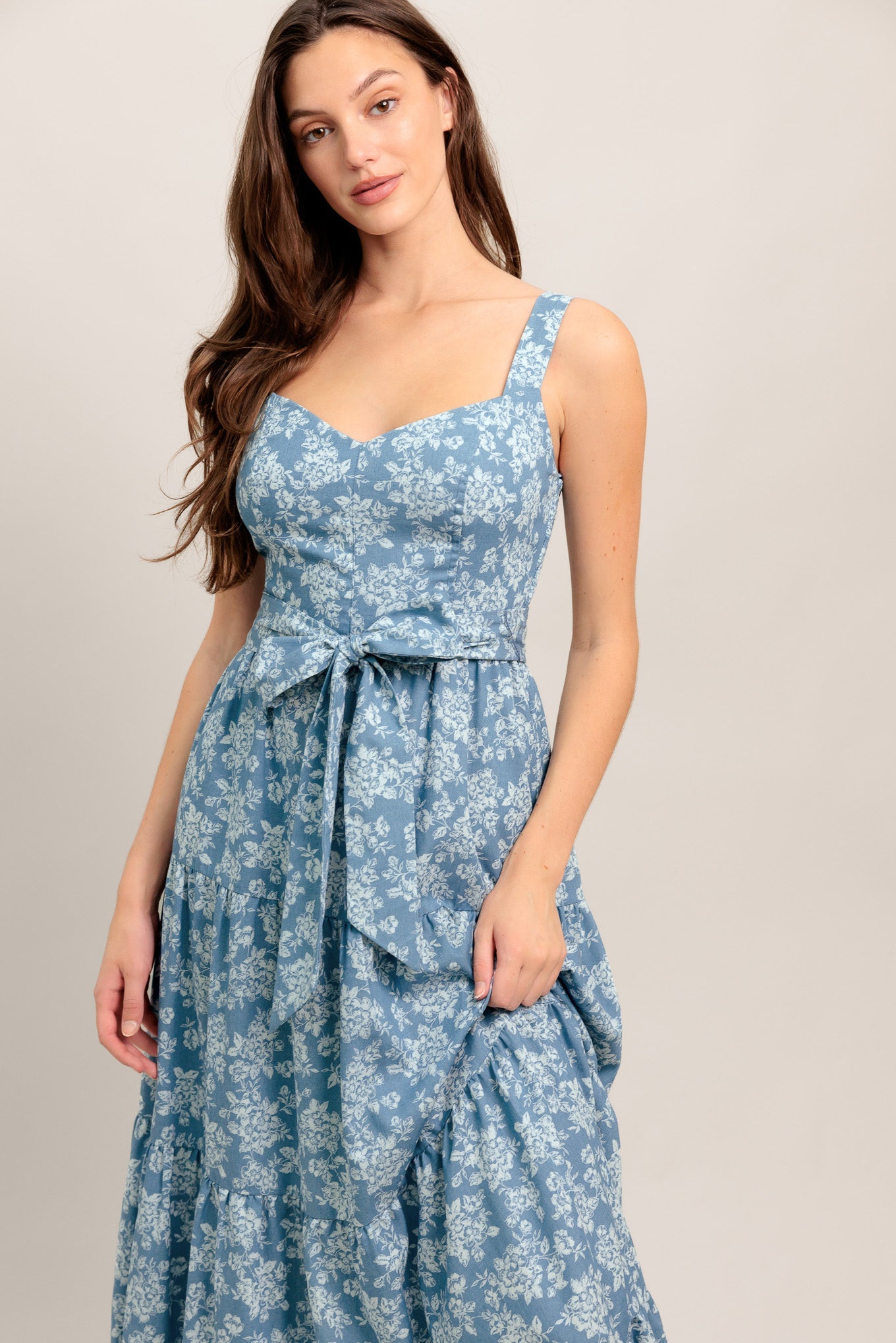 Lady Black Tie - Modern Prairie Bloom Maxi Dress Lady Black Tie - Modern Prairie Bloom Maxi Dress