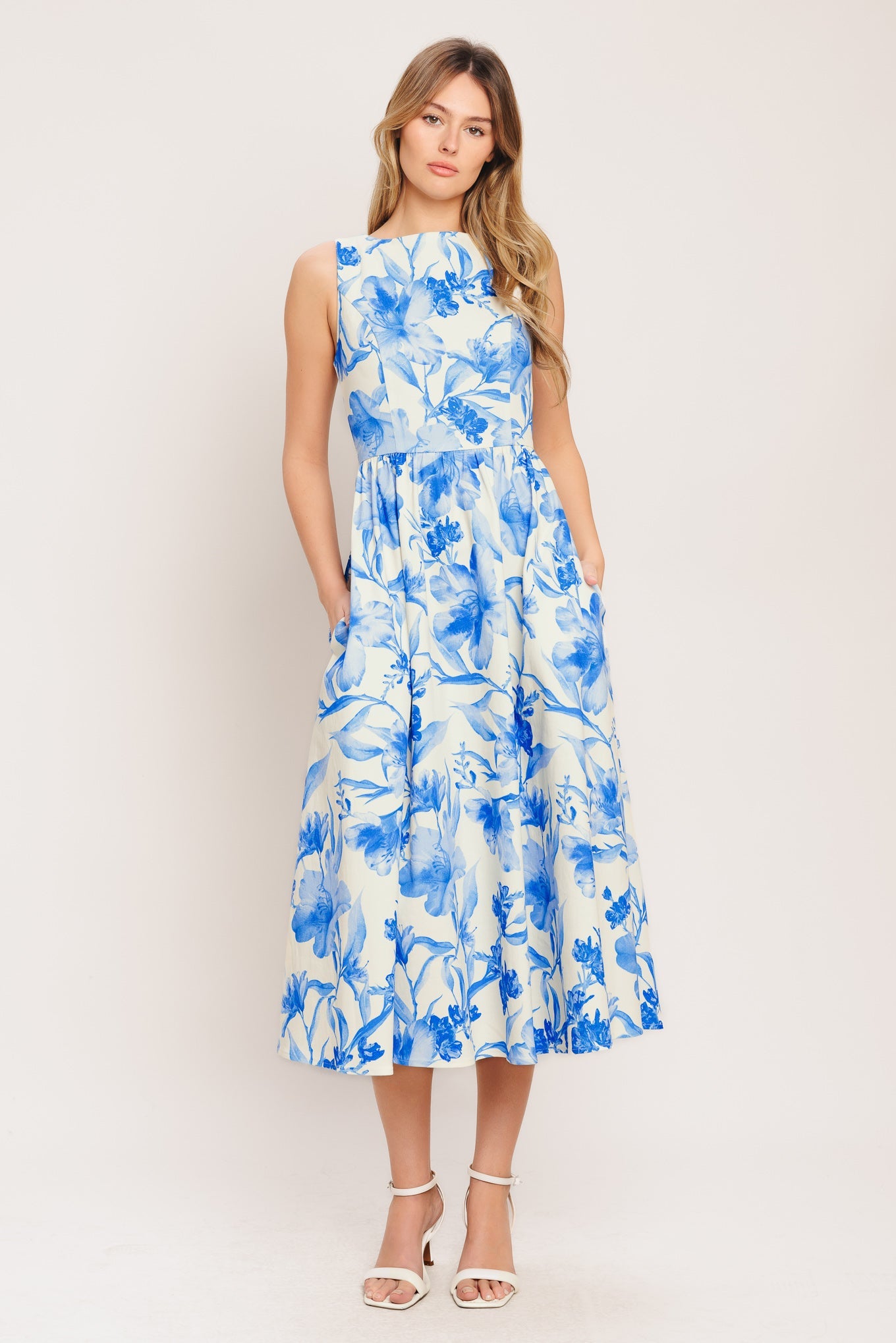 PORCELAIN BLUE FLORAL MIDI DRESS