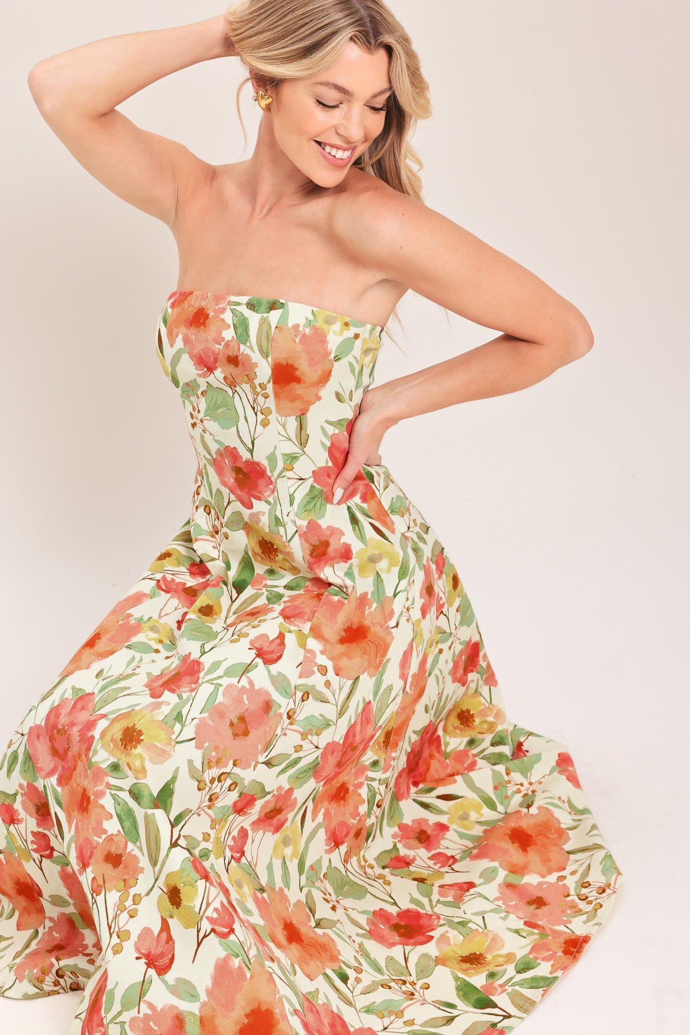 FLORAL DAYDREAM STRAPLESS MIDI DRESS