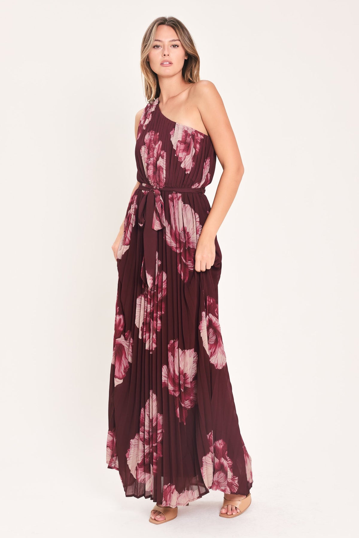 CRIMSON MUSE - BURGUNDY PLEATED ONE-SHOULDER MAXI DRESS | Lady Black Tie