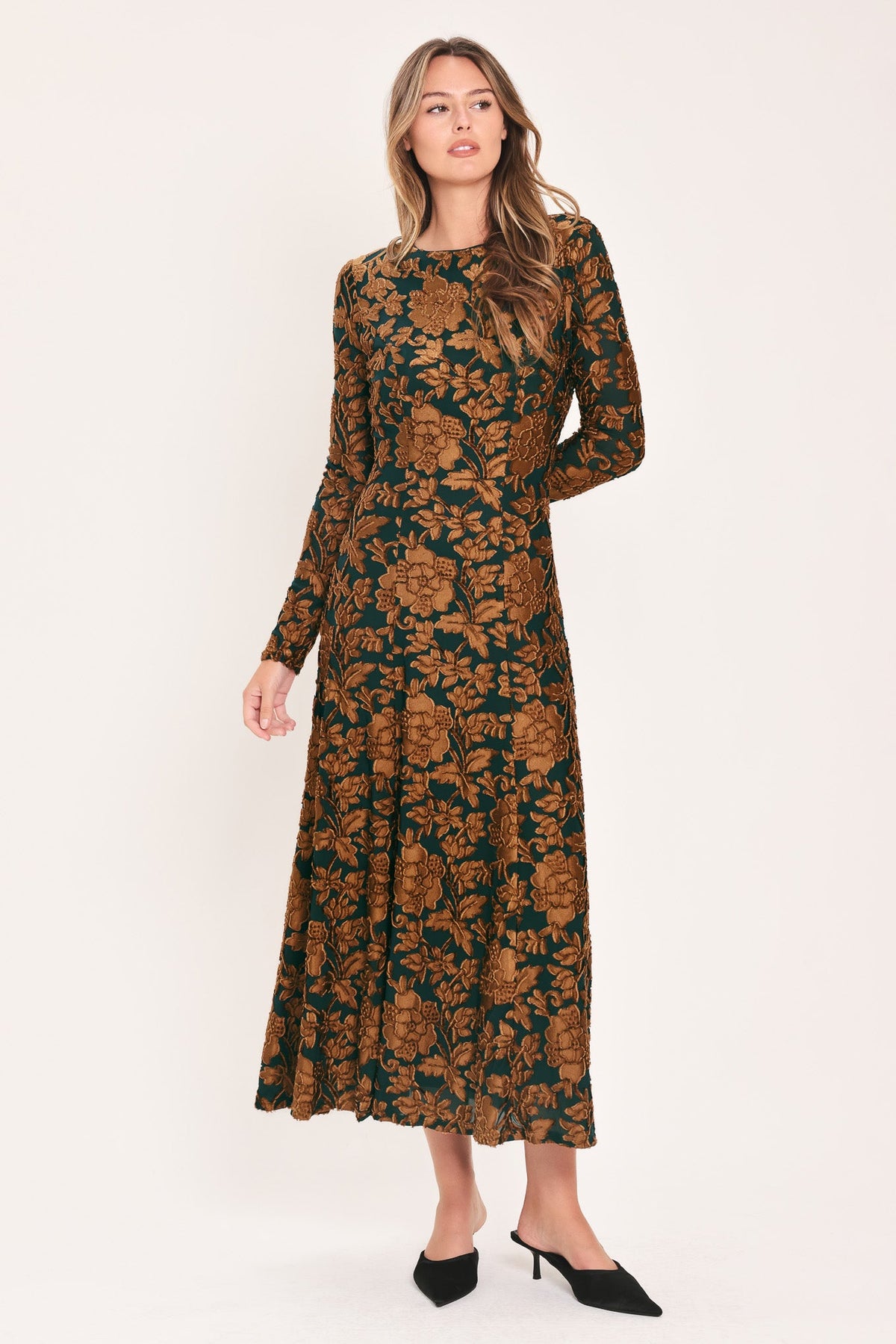 EMERALD ENCHANTMENT - BURNOUT VELVET MAXI DRESS | Lady Black Tie