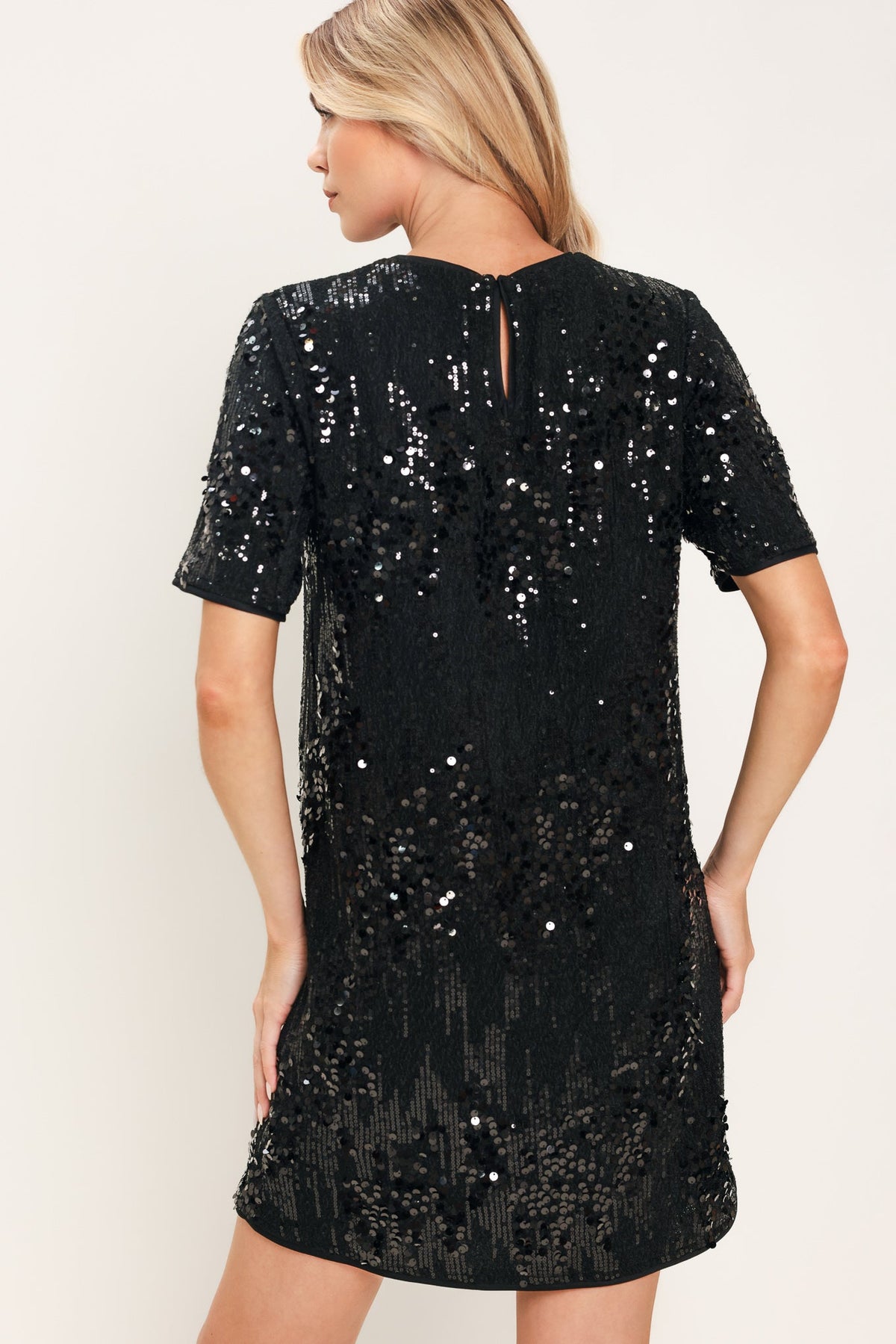 NOIR & IVORY HOLIDAY SEQUIN SHIFT DRESS