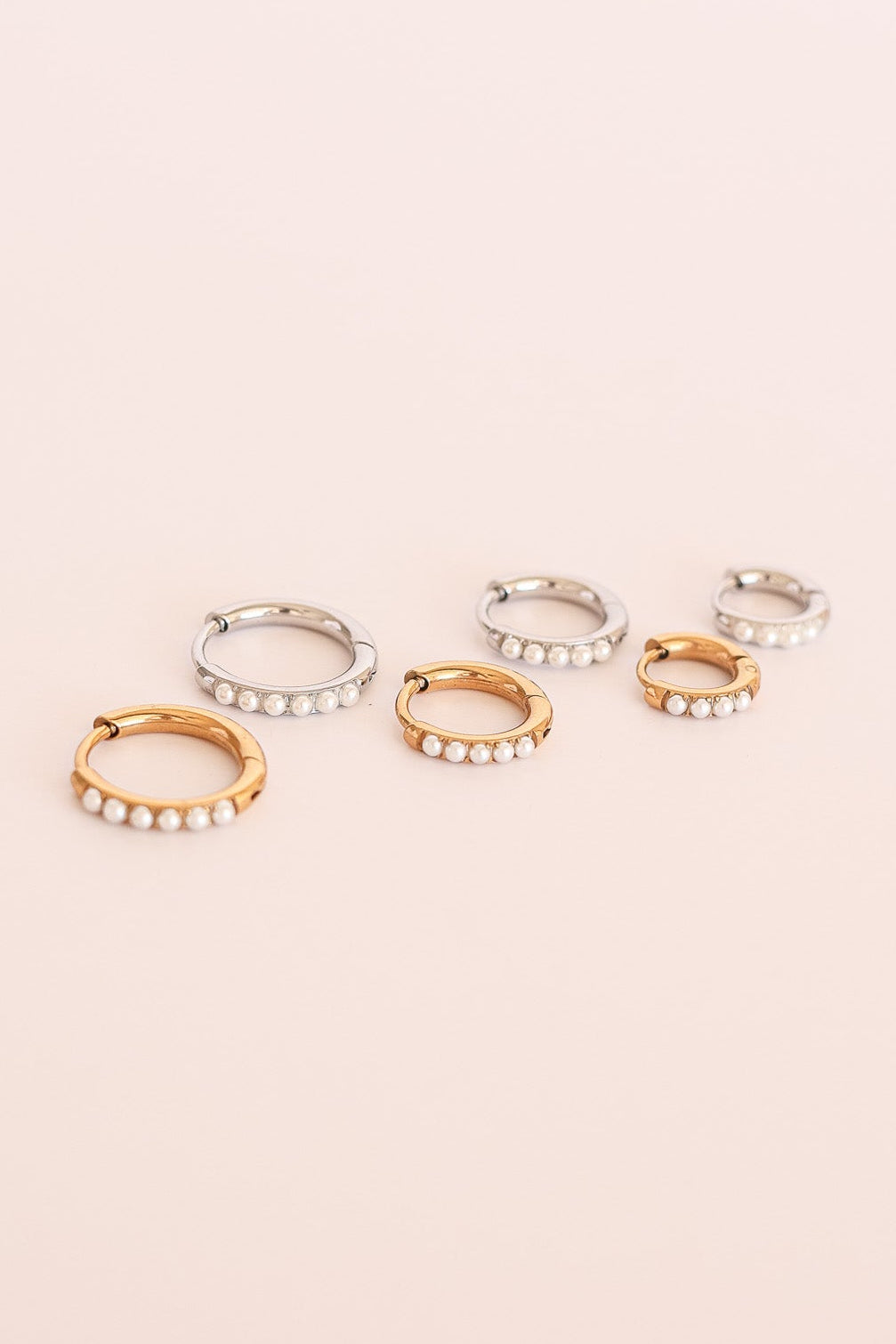 Freshwater Pearl Micro Hoop Earring | Lady Black Tie