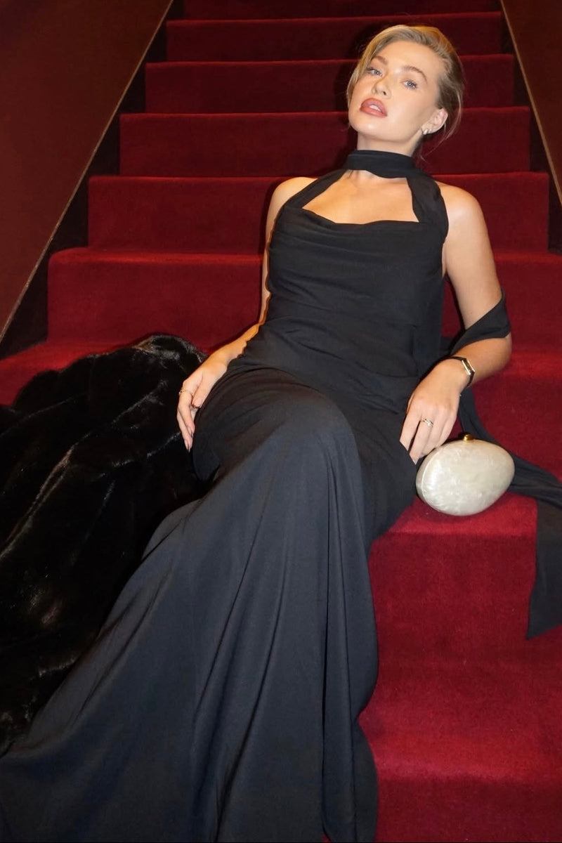 Lady Black Tie as seen on, photo 19 of 34