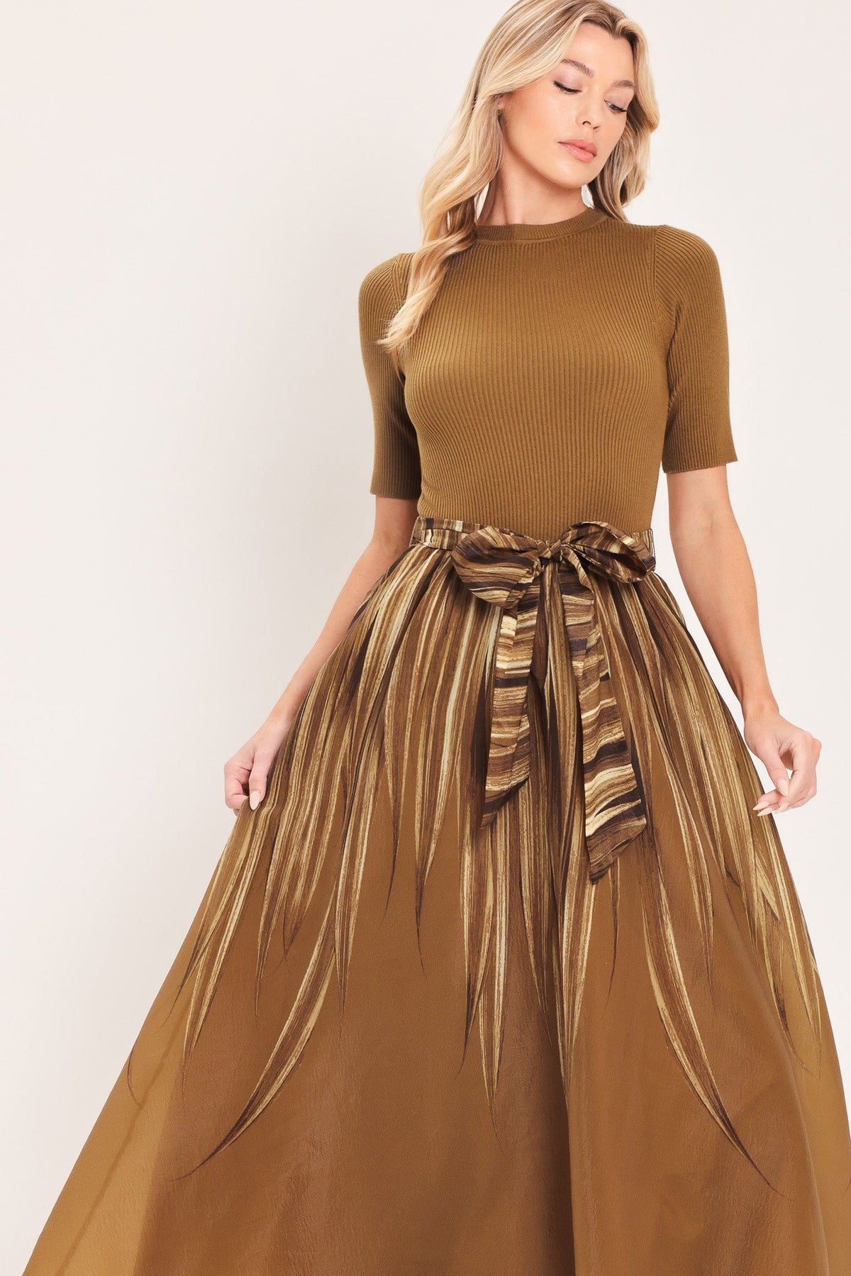 ISW5473 BROWN - Golden Quill Romance Midi Dress | Lady Black Tie
