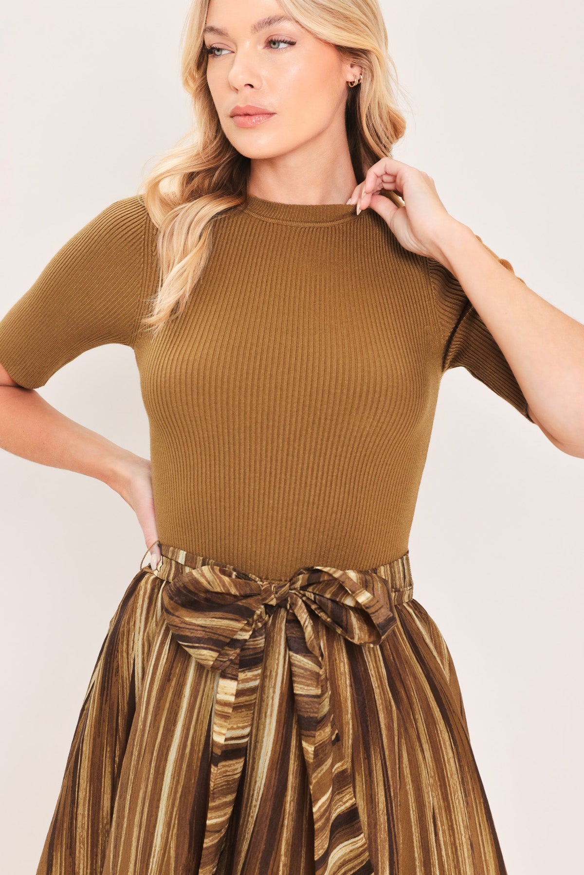 ISW5473 BROWN - Golden Quill Romance Midi Dress | Lady Black Tie