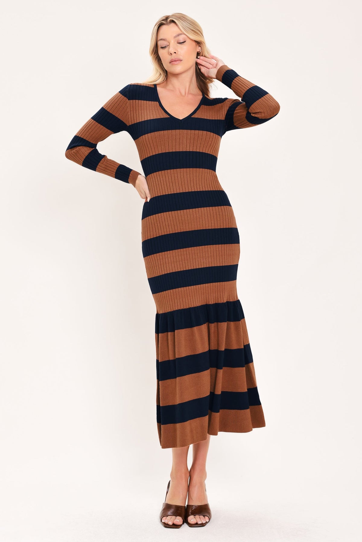 ISW5485 NAVY RUST _ Cognac Navy Rhythm Sweater Knit Midi Mermaid Dress | Lady Black Tie