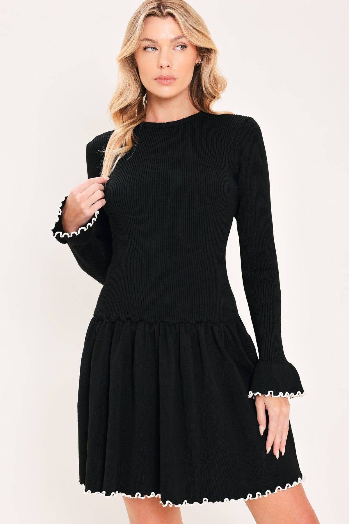 ISW5486 BLACK WHITE - Noir Trim Sweetheart Sweater Mini Dress | Lady Black Tie