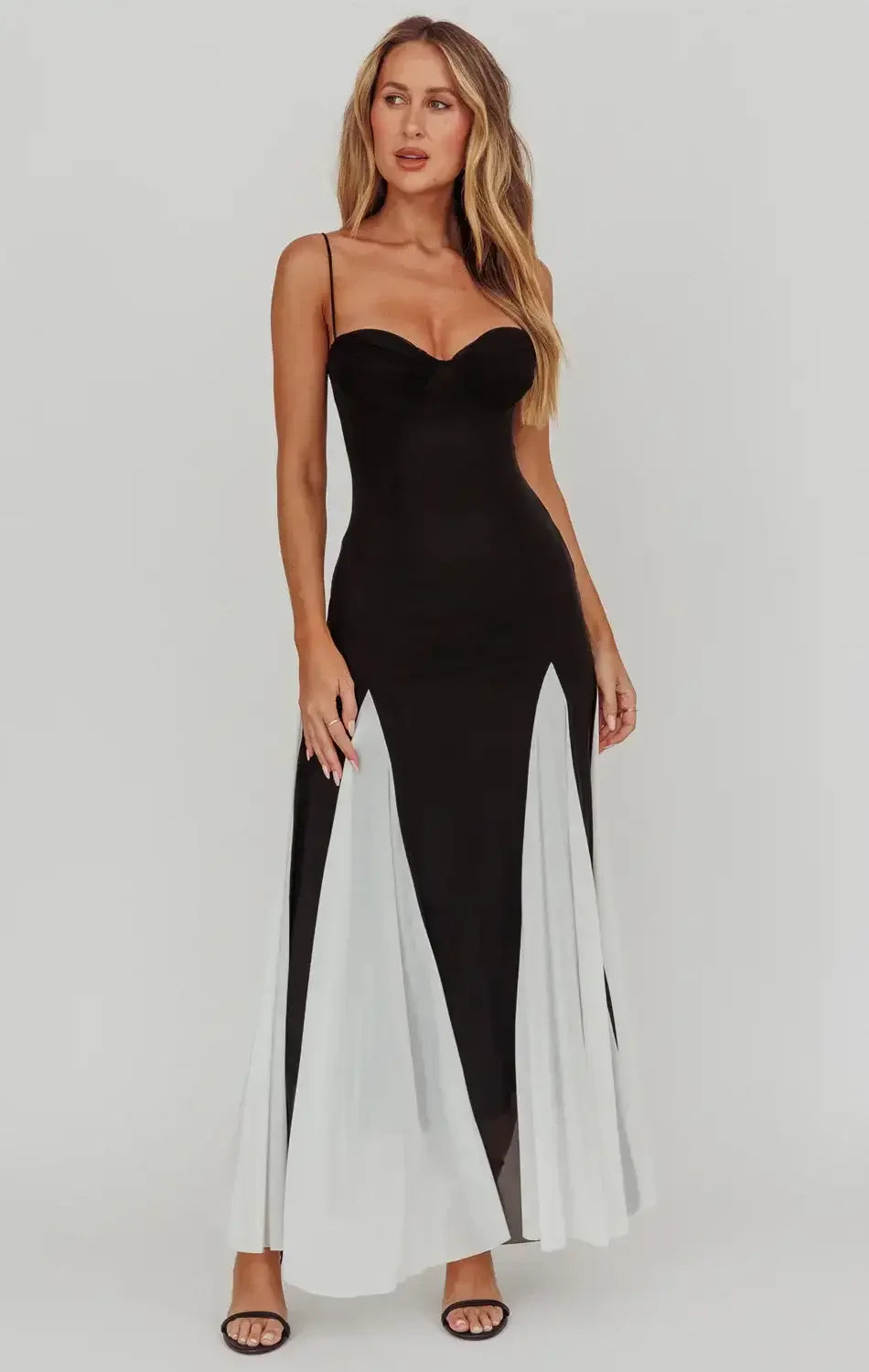 ROAN MAXI DRESS - BLACK & WHITE