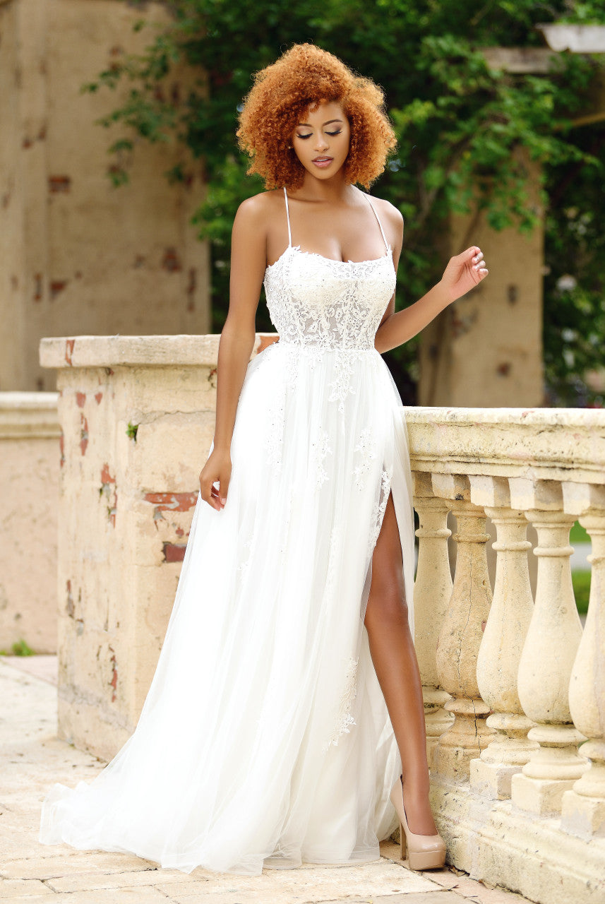 Elegant Ivory Alisha Gown for Special Occasions