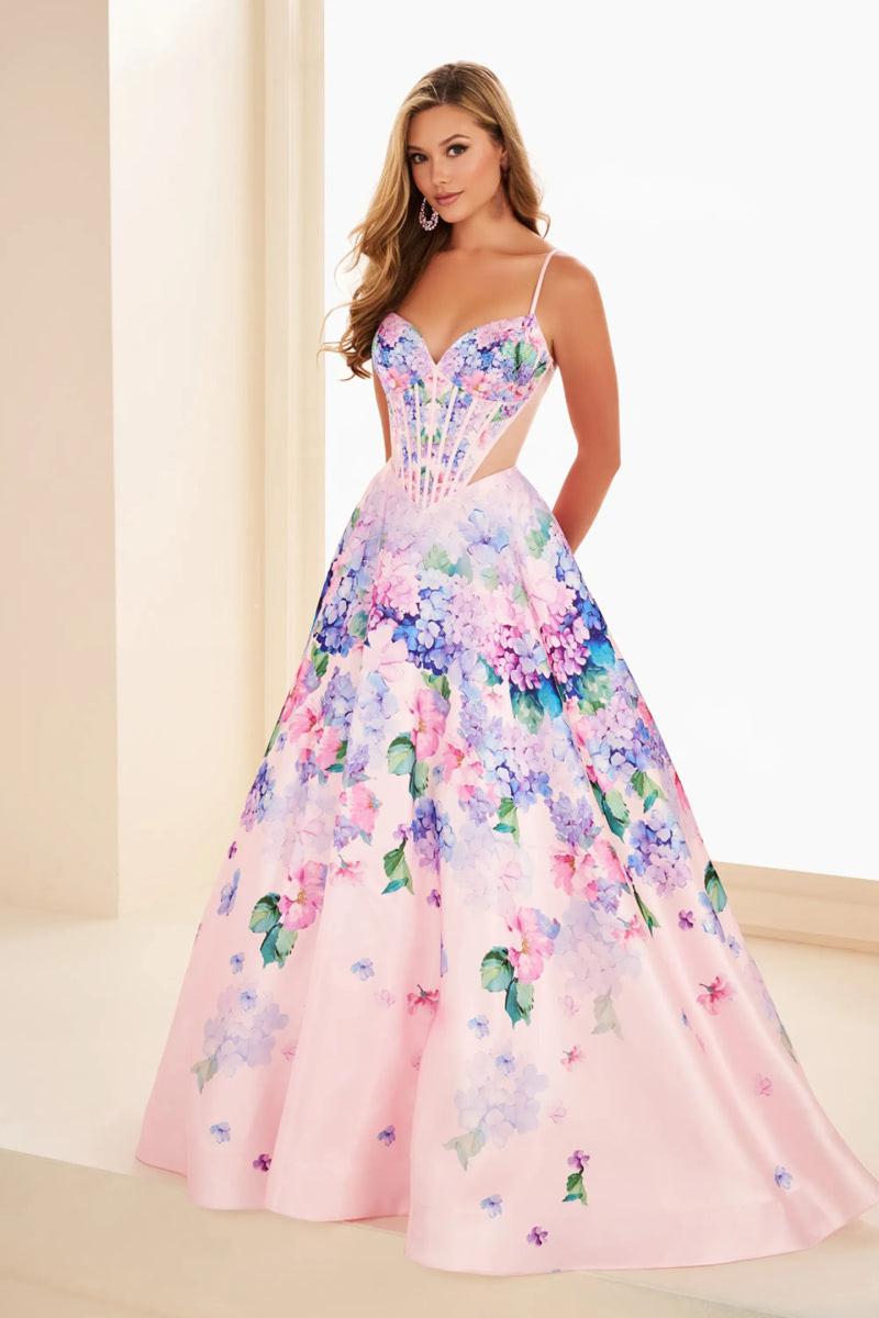 EW37004 - Ellie Wilde