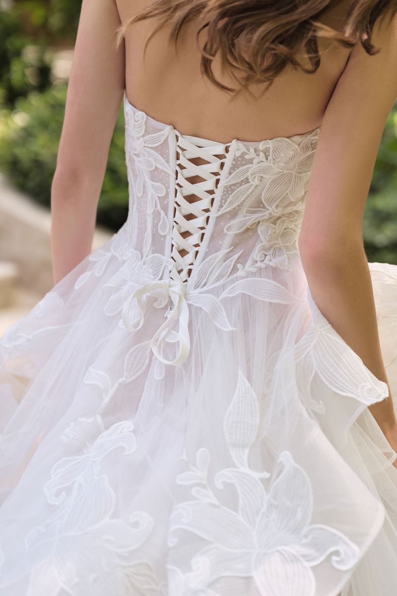 WL059 Star Lily Floral Ball Gown - Andrea & Leo | Lady Black Tie