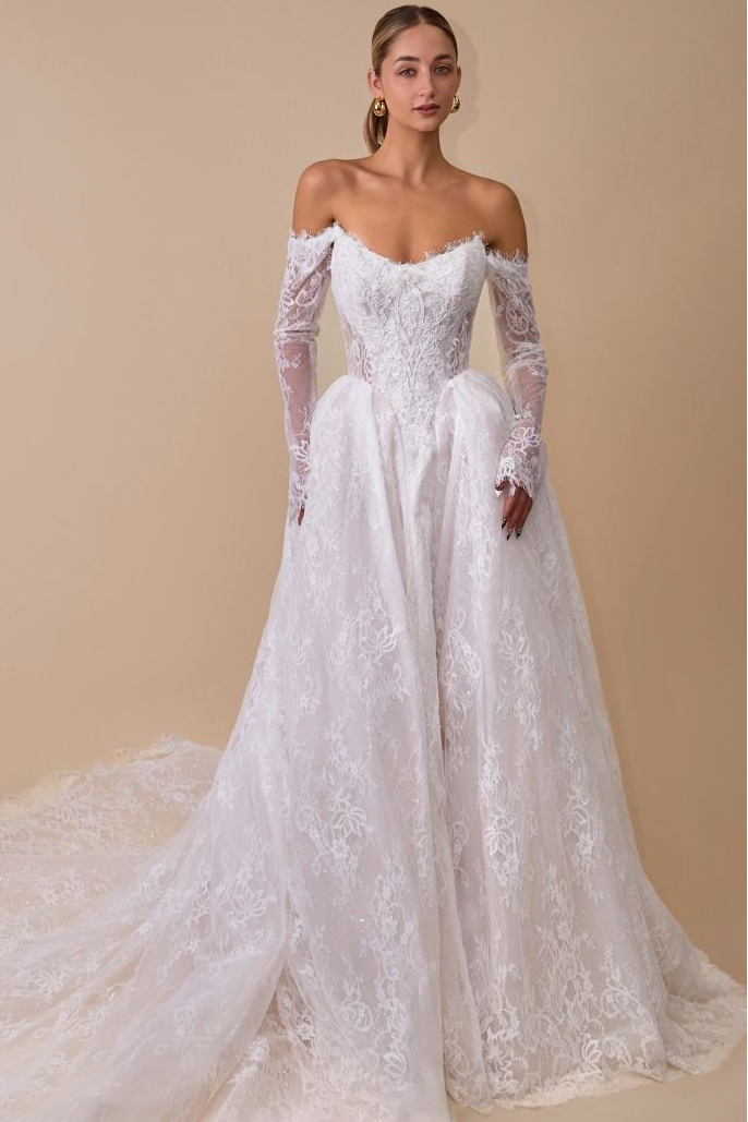 WL079 - LACE WEDDING BALL GOWN WITH LONG SLEEVES - Andrea & Leo