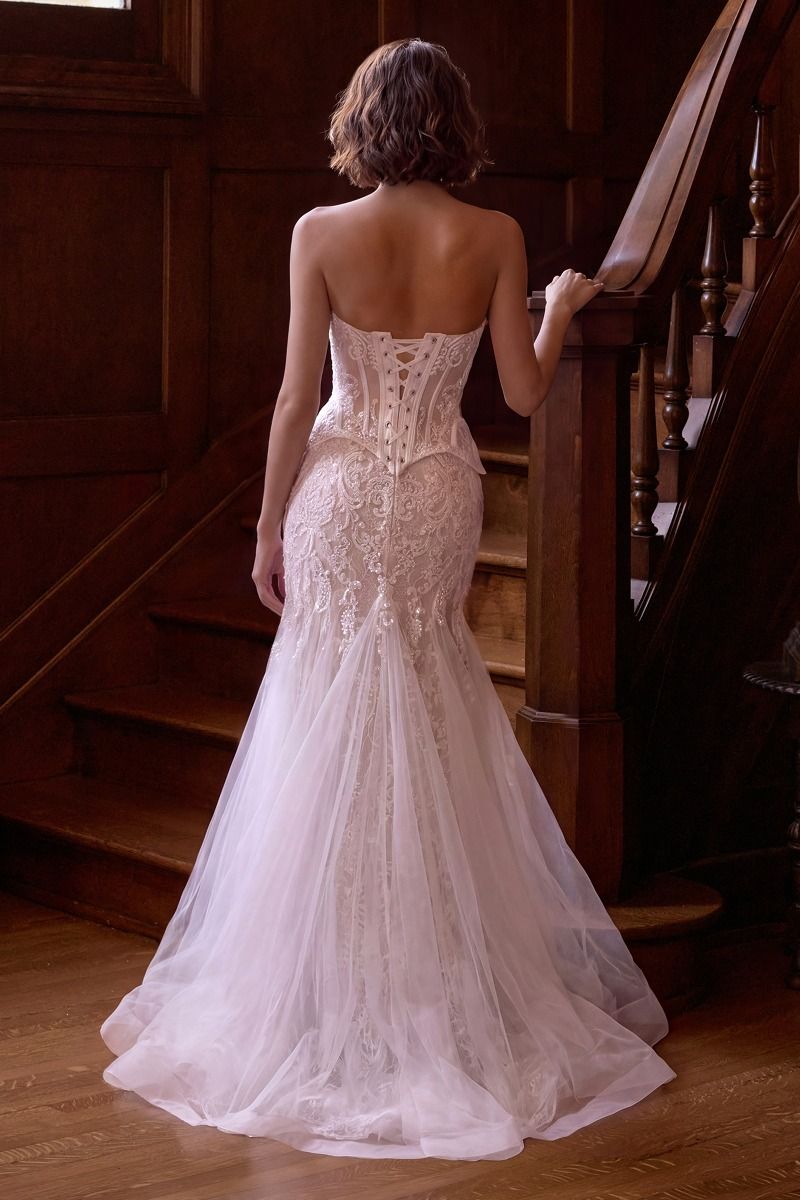 WL091 - Trumpet Lace Bridal Gown - Andrea & Leo